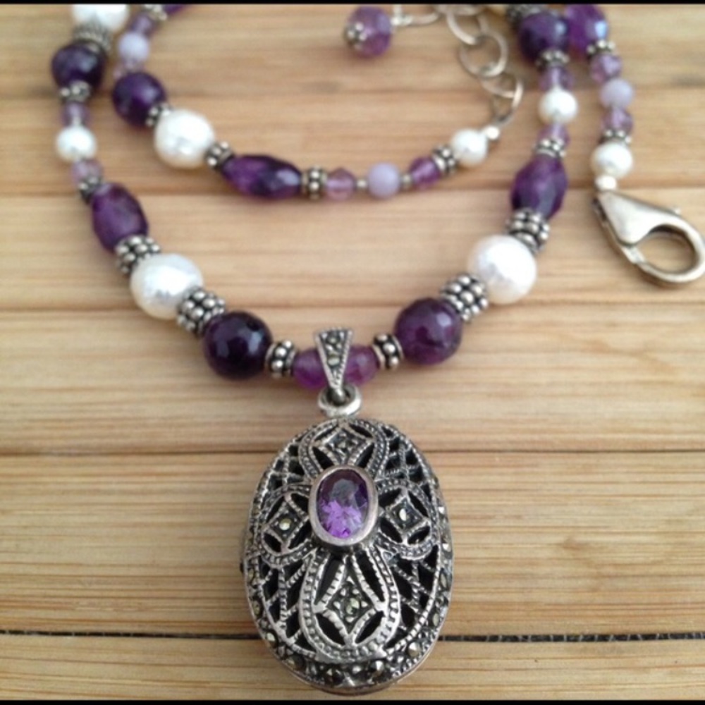 Amethyst and pearl necklace